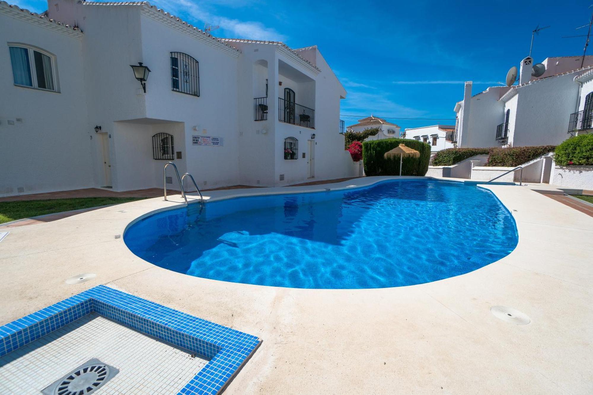 Pinos 11 Menyber Διαμέρισμα Nerja Εξωτερικό φωτογραφία